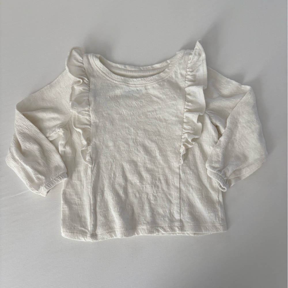 EUC - Cat & Jack Ruffle Top
